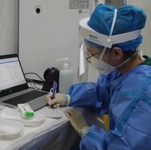 La eficacia de la vacuna china de Sinopharm, en cuestión