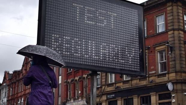 Reino Unido investiga una variante del Covid con tres mutaciones