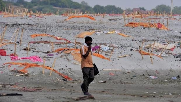 India vuelve a superar los 4.000 muertos por Covid en un día