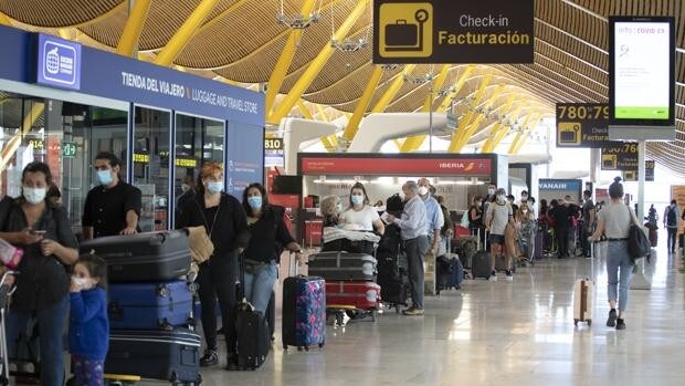 La UE espera relajar aún más las reglas de viajes a mediados de junio