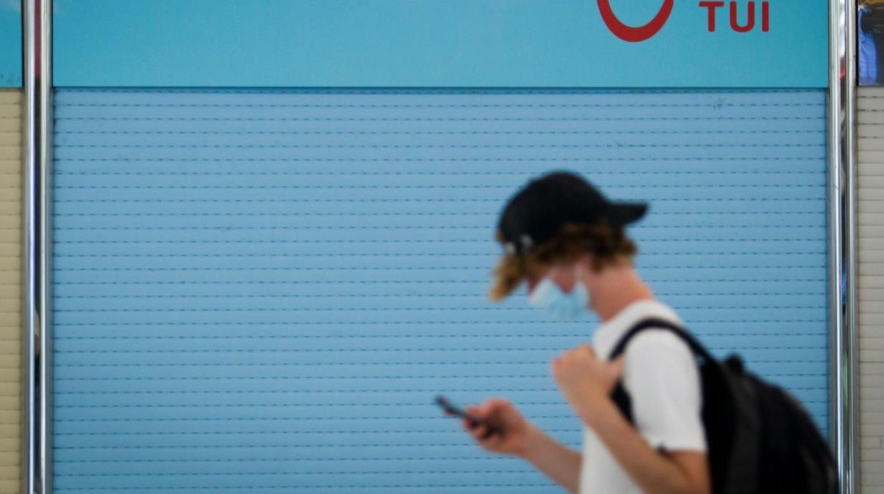 Los turoperadores piden explicaciones a Londres/ Hoteles de Benidorm ven «complicado» recuperar el turismo británico