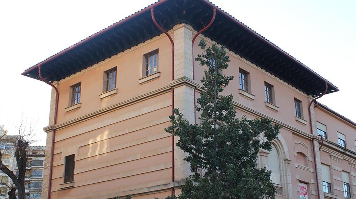 Fachada del instituto