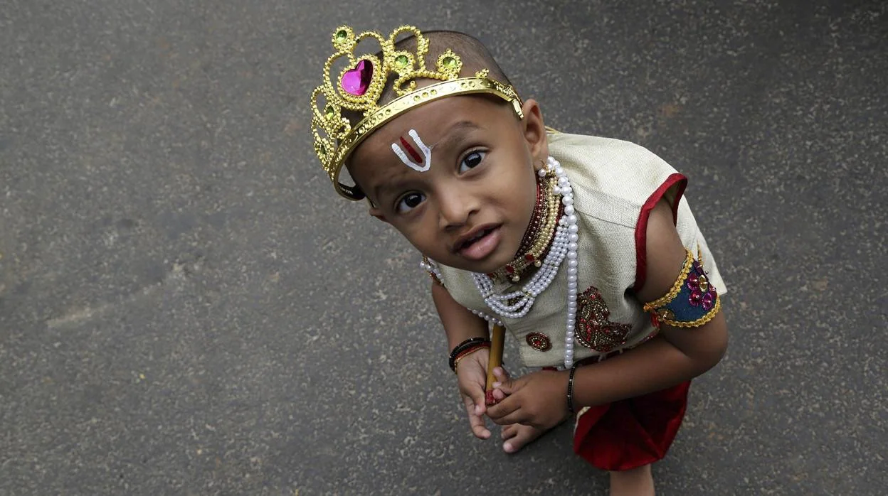 Festival en honor al dios Krishna en India