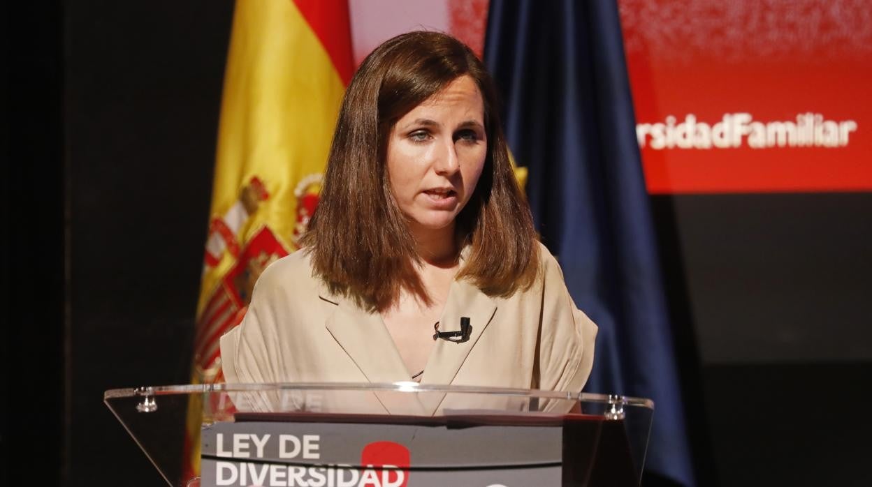 La ministra de Derechos Sociales, Ione Belarra, ayer