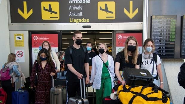 Países Bajos ya no desaconseja viajar a España