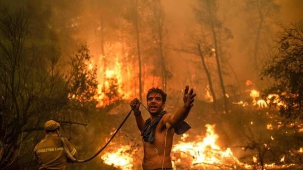 Cómo actuar si te encuentras cerca de un incendio forestal y cómo ayudar a prevenirlos