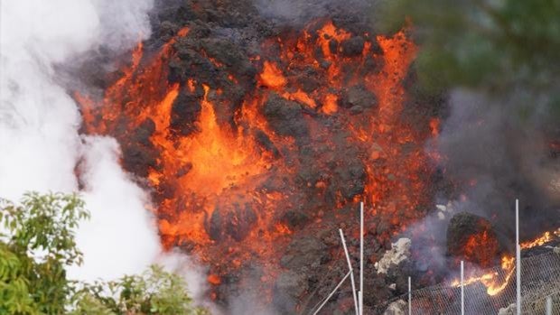 ¿Por qué entra en erupción un volcán?