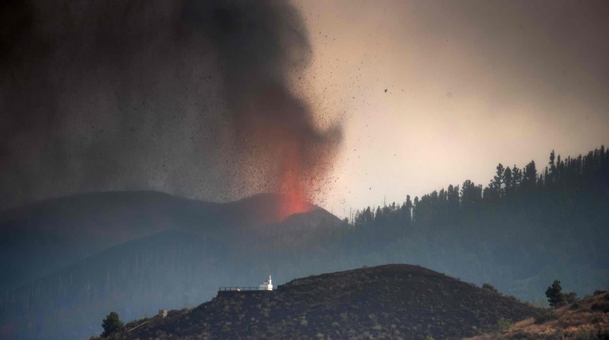 El volcán de La Palma, en erupción