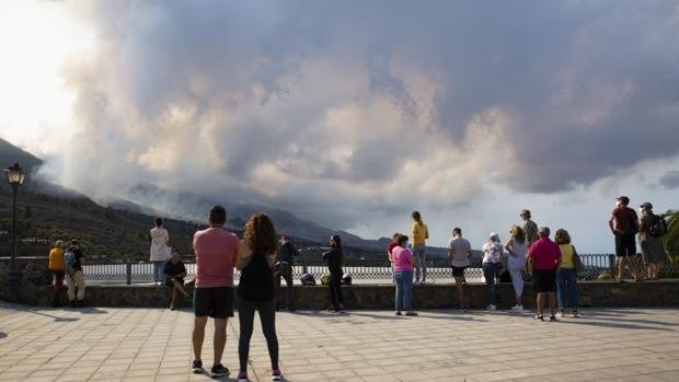 Estas son las zonas a las que podría llegar la nube de dióxido de azufre del volcán de La Palma