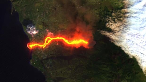 Así ha ganado la lava del volcán de La Palma terreno al océano Atlántico