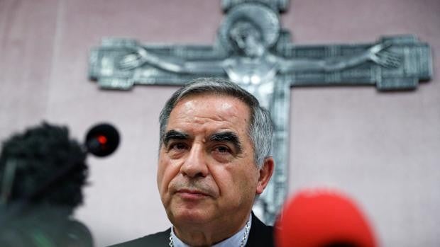 El Tribunal del Vaticano ordena rehacer la fase de instrucción del proceso al cardenal Becciu