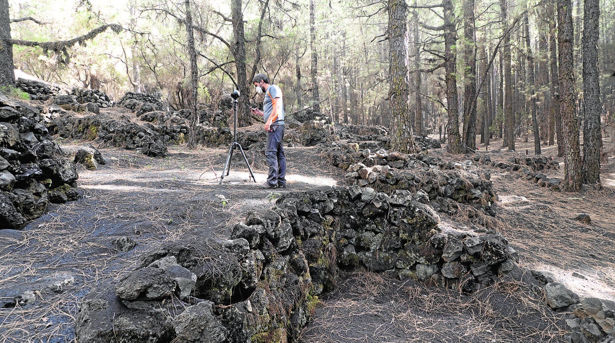 Yacimiento de cabañas en el Barranco de Las Ovejas