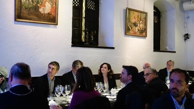 Ayuso asiste a la cena de clausura del V Congreso de Editores de Medios Unión Europea-América Latina