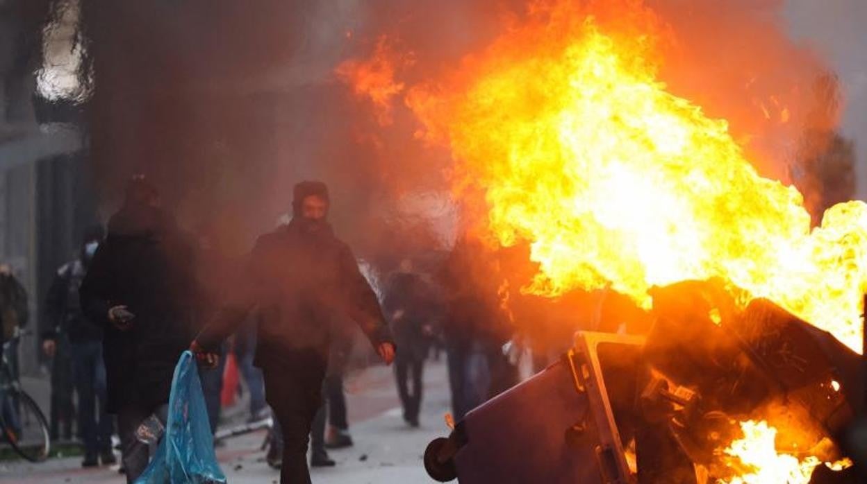 Graves incidentes en Bruselas en una manifestación contra el pasaporte Covid