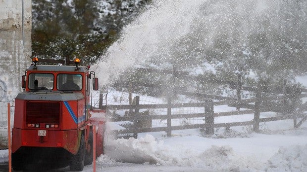 El Gobierno dispone de 991 quitanieves y 173.195 toneladas de fundentes para hacer frente a las nevadas