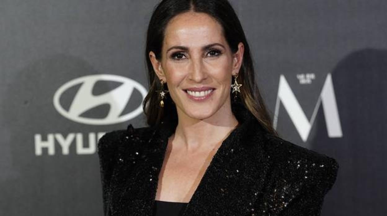 Malú a su llegada a los Premios Mujerhoy