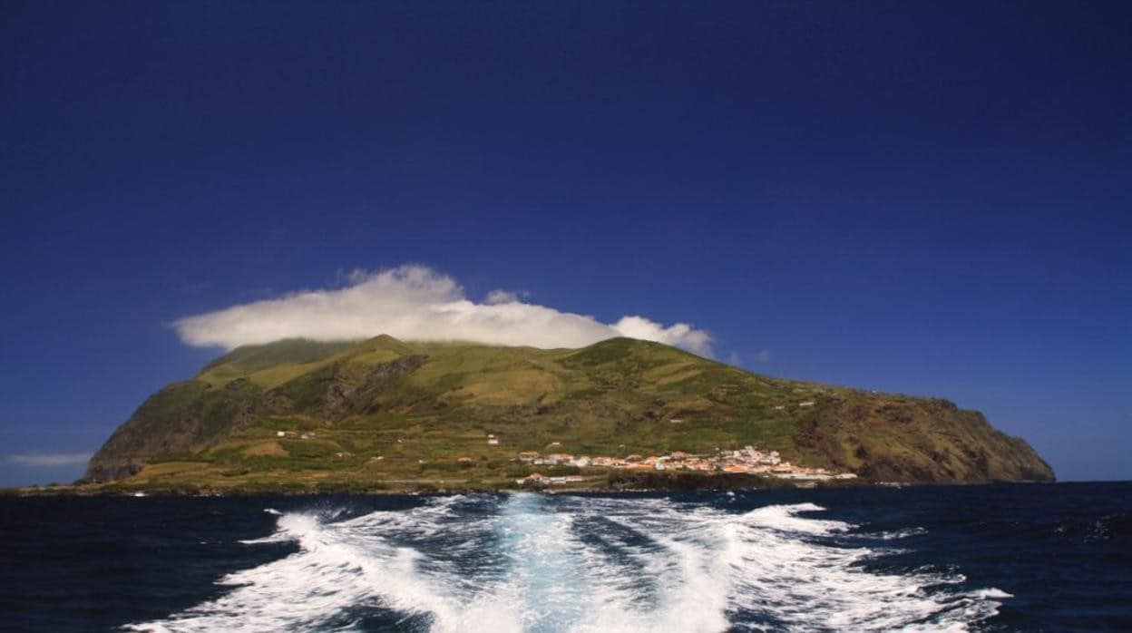 La recóndita Isla de Corvo se asombra por los tres contagios registrados