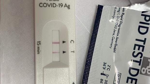 El doble obstáculo de ser ciego y depender de una prueba de autodiagnóstico