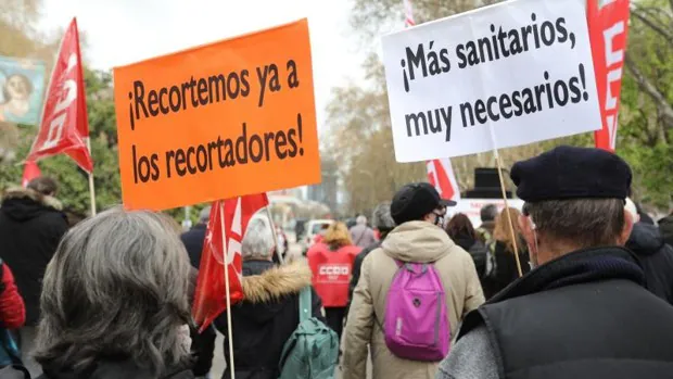 Cientos de personas marchan en toda España por la Atención Primaria