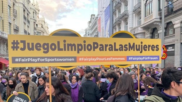 Las feministas contra el borrado de las mujeres denuncian un nuevo veto en Universidad de Baleares