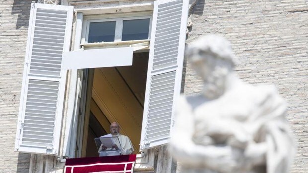 Aborto: El Papa denuncia «intentos de limitar la libertad de conciencia» de los médicos