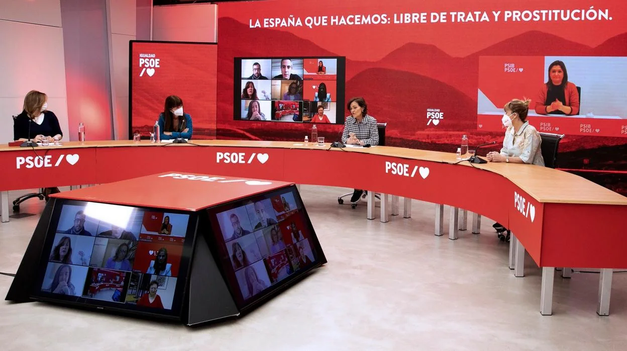 El Congreso da luz verde a tramitar una ley del PSOE para prohibir el proxenetismo