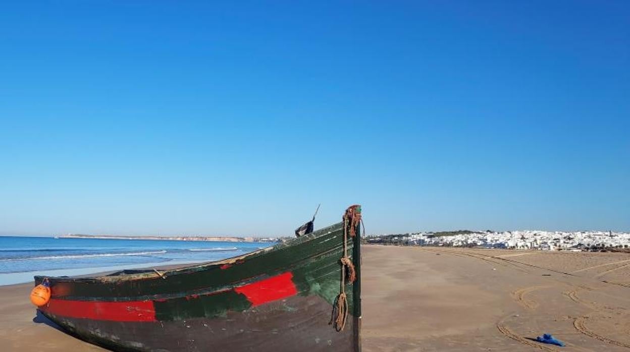 Una de las tantas pateras con las que llegan los inmigrantes a las costas españolas