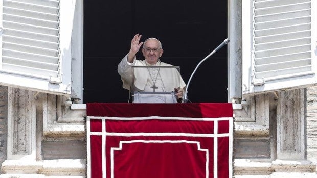 El Papa Francisco desmiente los rumores de que tiene cáncer: «Son chismes de corte»