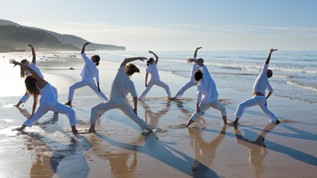 Sesión de Yoga en la playa