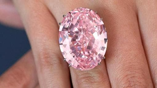 Este diamante rosa fue subastado por 71,2 millones de dólares