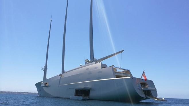 Yate de Andrei Melnichenko