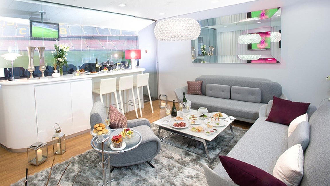 Camp Nou. El programa Hospitality ofrece acceso a todas las áreas VIP del  Camp Nou en todas las competiciones siempre y cuando se disputen en casa