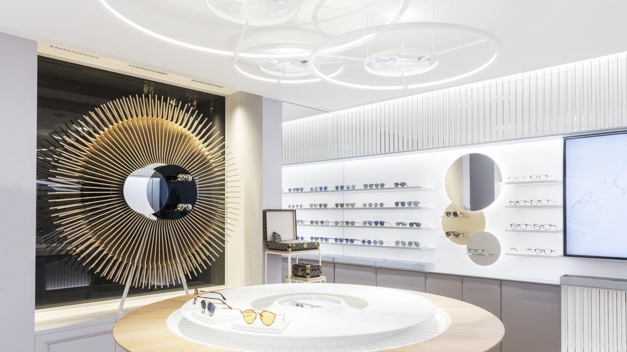 Fachada exterior de la nueva boutique de gafas