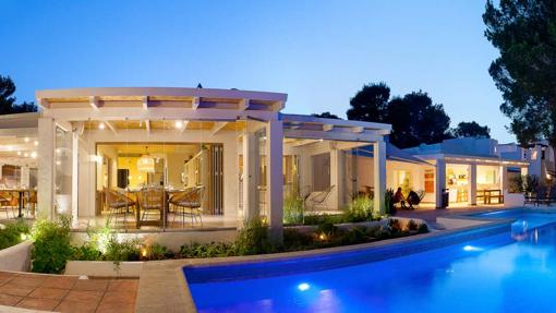 Vistas de la piscina del hotel