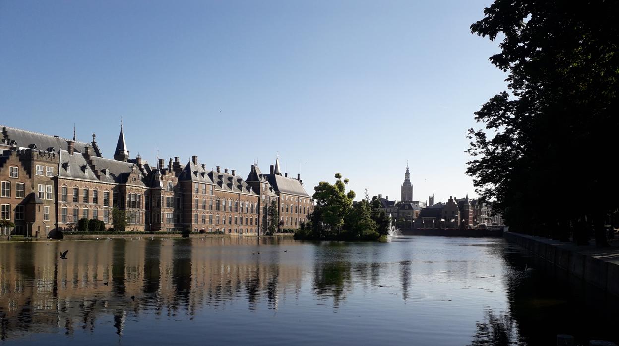 Imagen de la playa de Scheveningen al caer el sol