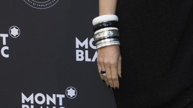 Los anillos y pulseras de la colección