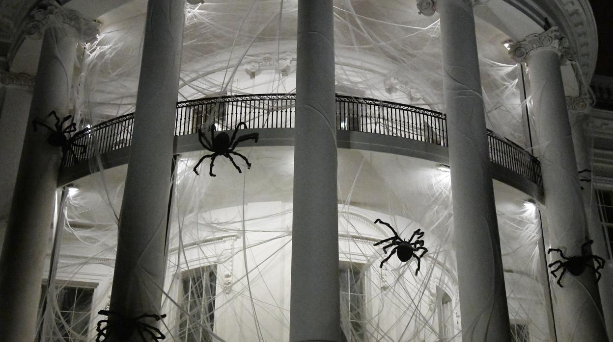 Imagen de la decoración de la Casa Blanca durante Halloween 2017