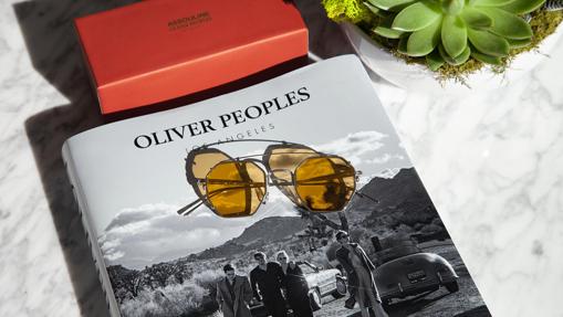 El libro y las gafas de Oliver Peoples x Assouline
