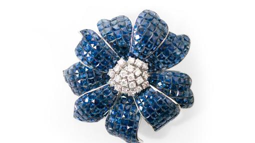 Broche en oro blanco con zafiros