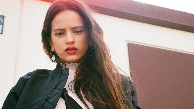 El armario de lujo de Rosalía: de Balenciaga a Gucci pasando por Vuitton