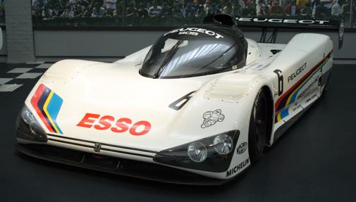 El Peugeot 905 alzó el cetro en dos victorias consecutivas