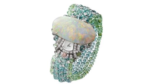 Archipel es una pieza ünica inspirada en el el movimiento de las olas visto desde una isla