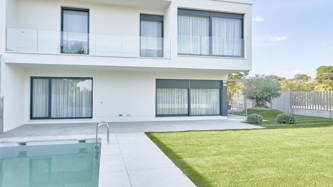 Chalet con piscina privada en Altos de la Reserva