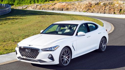 Imagen del modelo G70 de Genesis