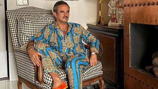 Lorenzo Castillo con pijama estampado de Wafflie