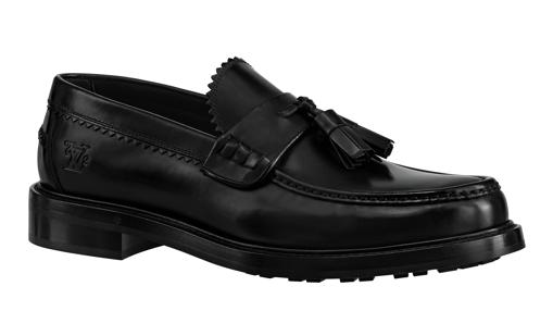 Mocasines negros de Louis Vuitton (Precio: 1 050 euros).