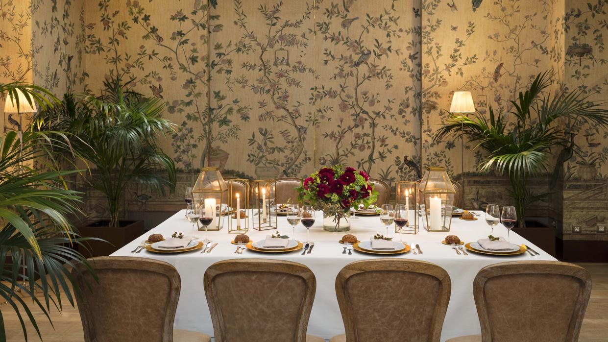 Celebrar la última noche del año en un hotel de lujo