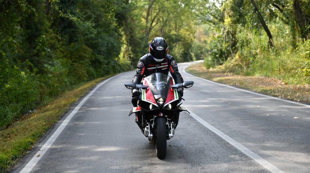 Cinco motos de lujo que deberías comprar este 2021