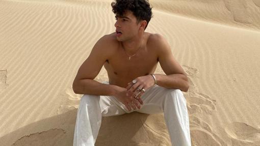 El lino es fundamental en el armario primavera-verano