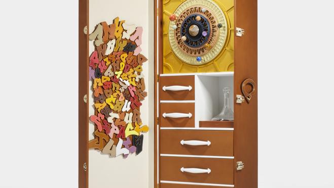 Este vino tan exclusivo viene en una caja hecha a mano por Les Atelier Victor